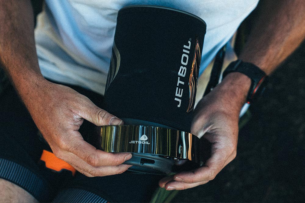 Attaching the Jetboil Windscreen Accessory to the Flash 1.8L Fast Boil System